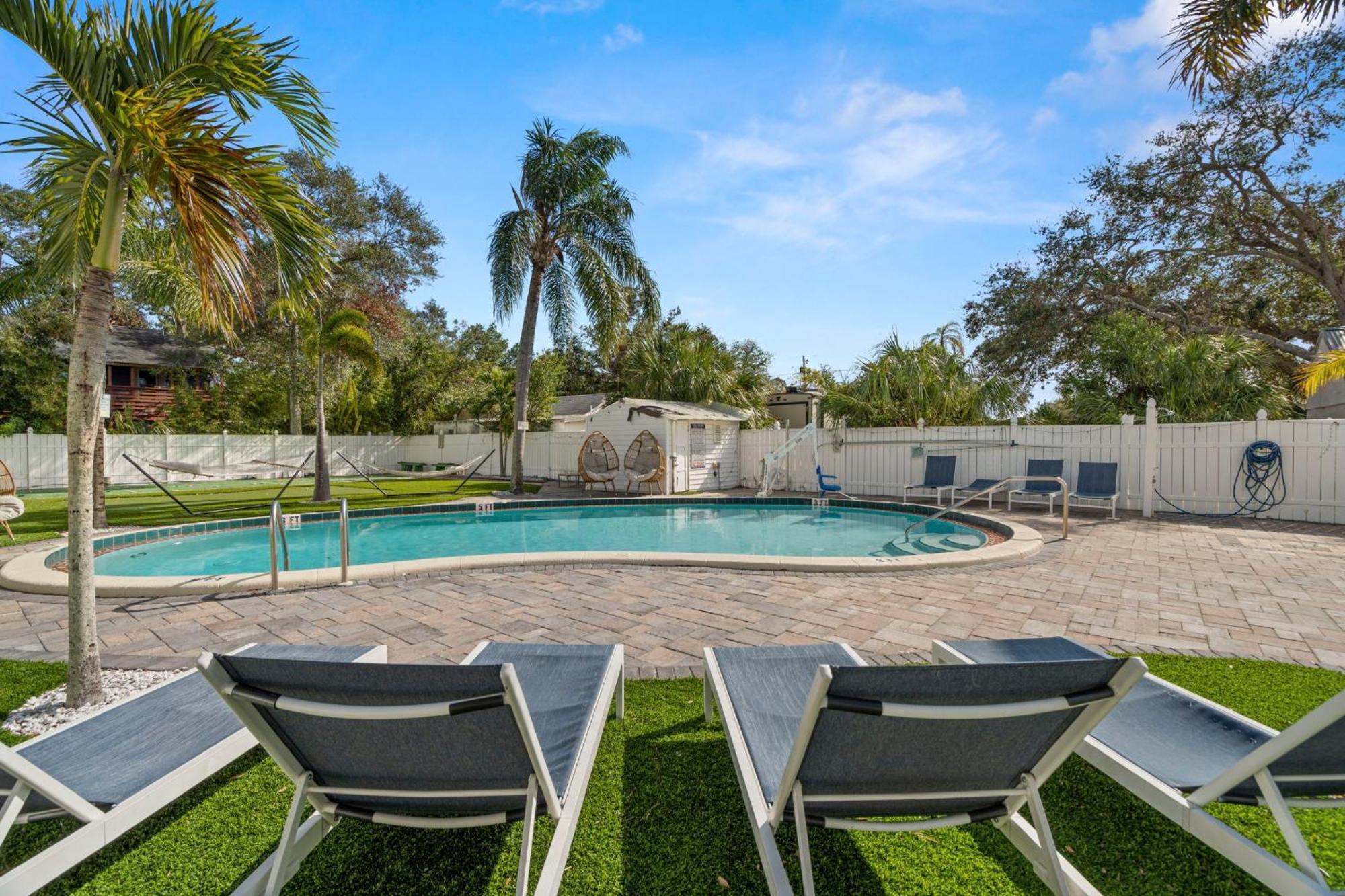 2B1B Stylish Little House W Shared Pool 511 Vila Clearwater Exterior foto